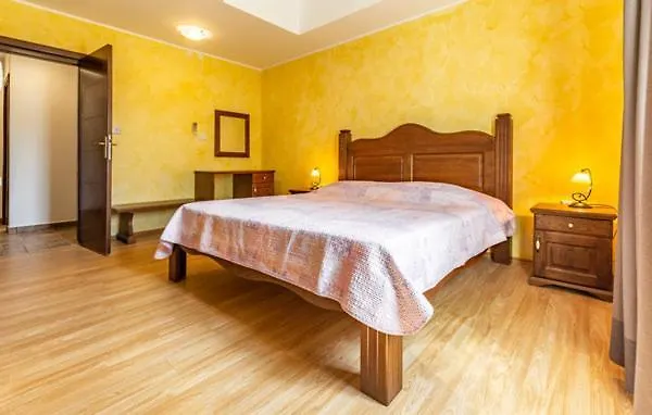 Villa & Ferienwohnung Rosa Stari Pazin